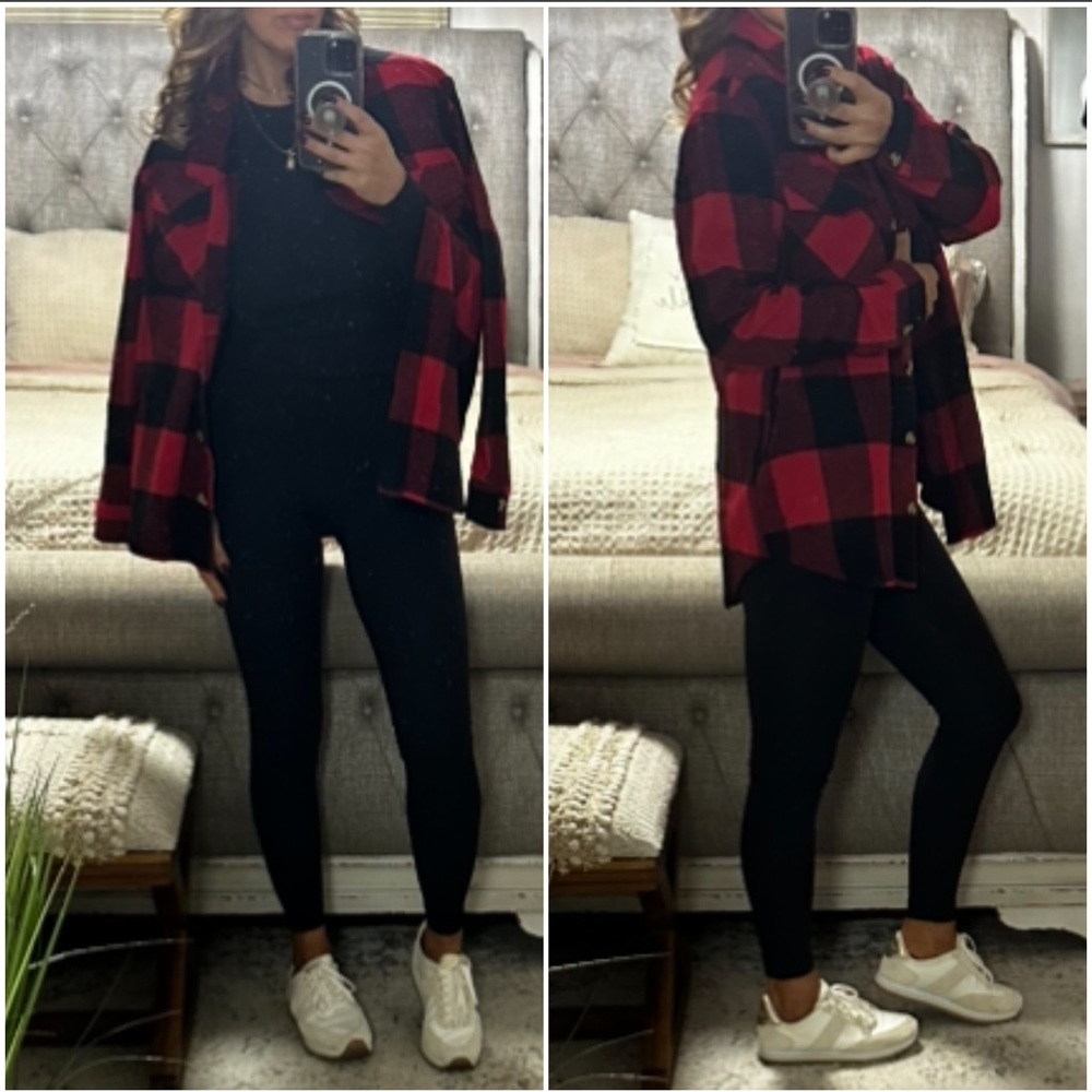 MY NEW FAVORITE ❤️Buffalo Red plaid shacket - Picture 5 of 13